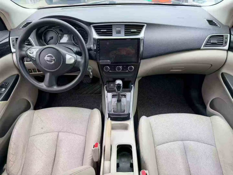 汕头17年日产轩逸4