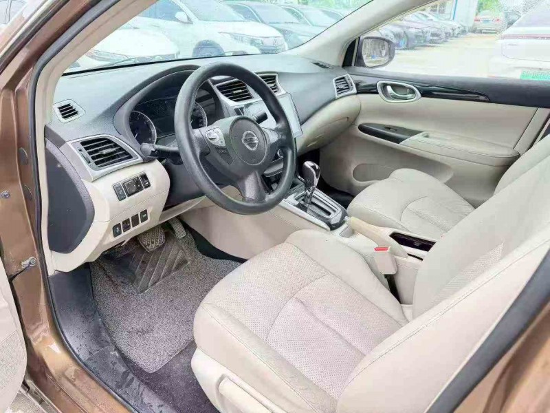 汕头17年日产轩逸5