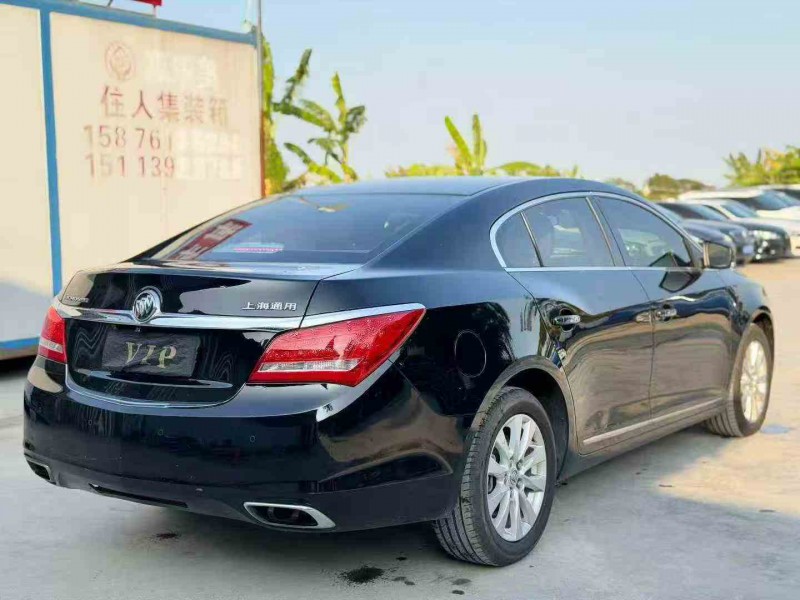 深圳16年别克君越7