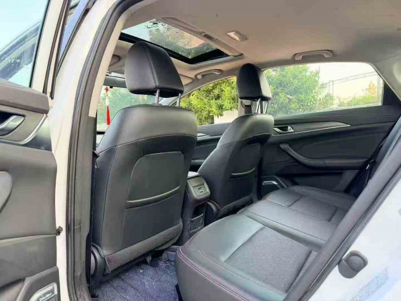 深圳19年长安汽车逸动5