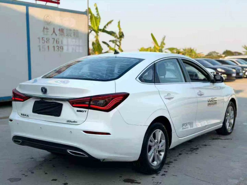 深圳19年长安汽车逸动7