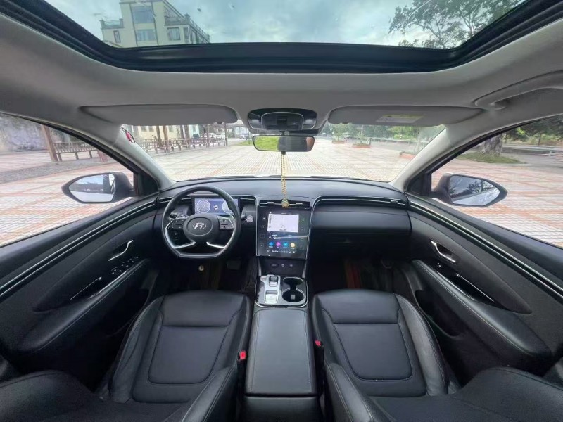 汕头22年现代途胜7