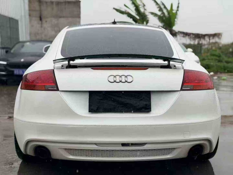 汕头14年奥迪TT8