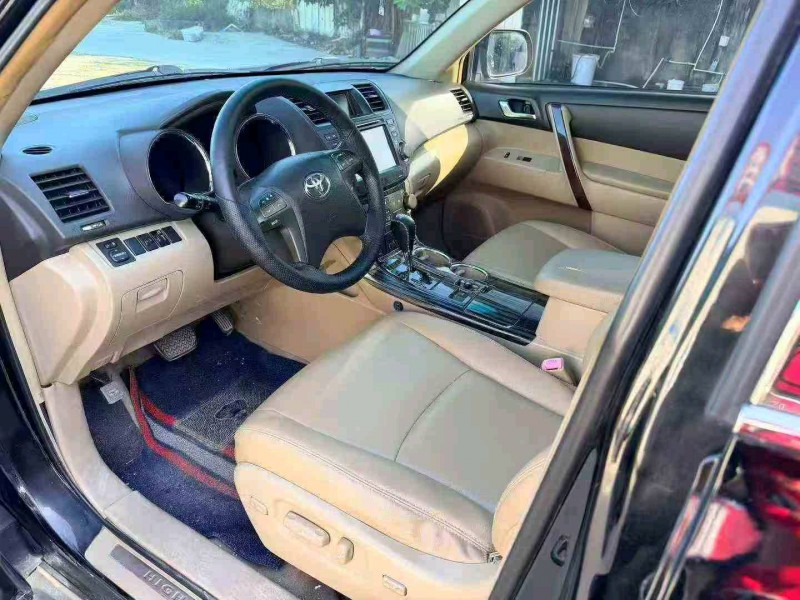 佛山12年丰田汉兰达6