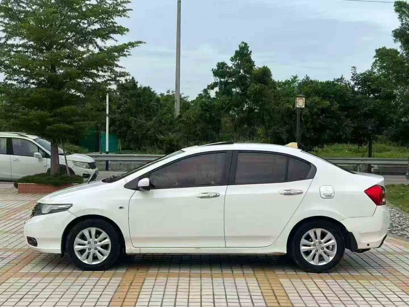 珠海14年本田锋范3