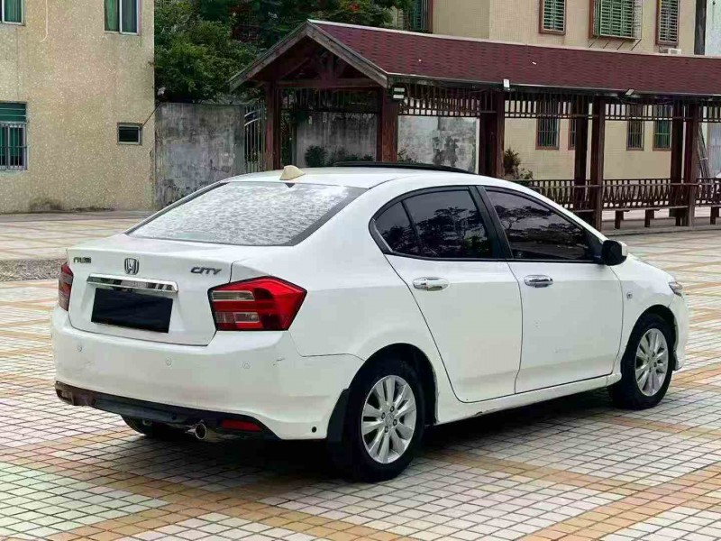 珠海14年本田锋范8