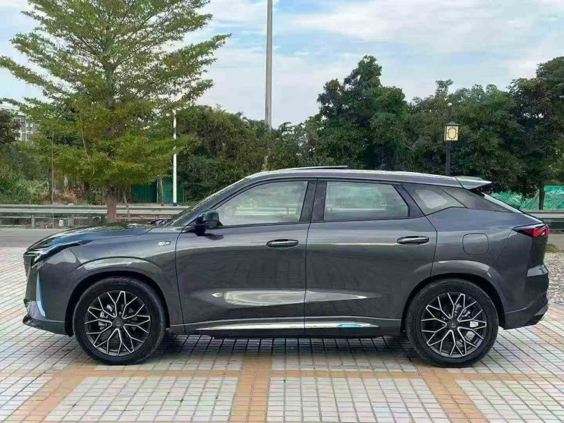 湛江25年长安汽车欧尚2