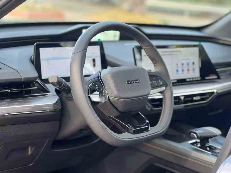 湛江25年长安汽车欧尚4