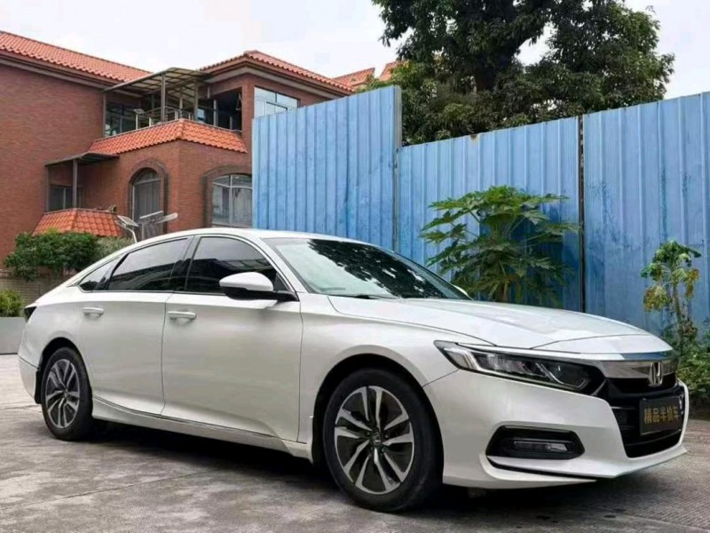 东莞21年本田雅阁2