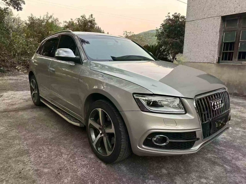 张家界14年奥迪Q52