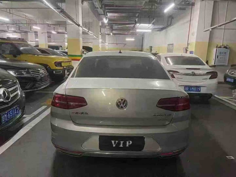 重庆19年大众迈腾7