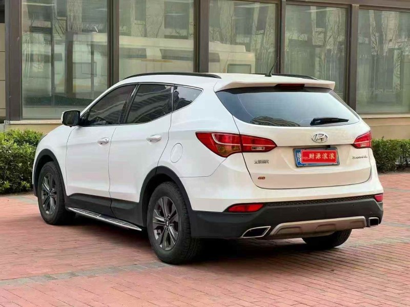 郑州14年现代新胜达6