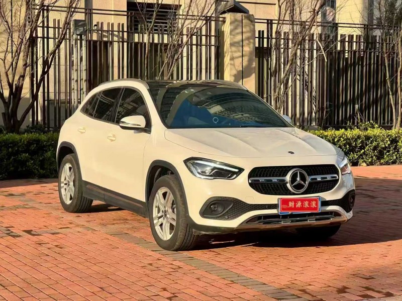 郑州23年奔驰GLA3