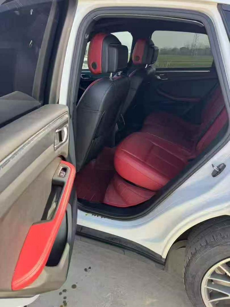 淮南19年保时捷Macan5