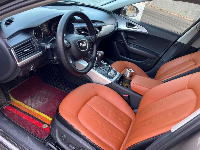 济宁16年奥迪A6L6