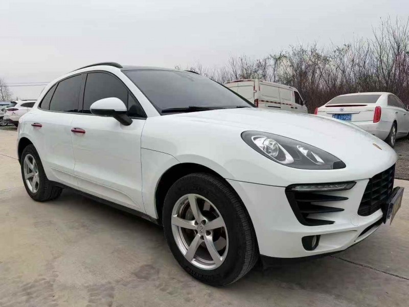 枣庄17年保时捷Macan2