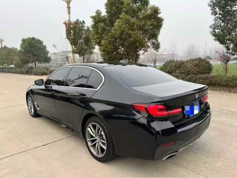 苏州22年宝马5系8