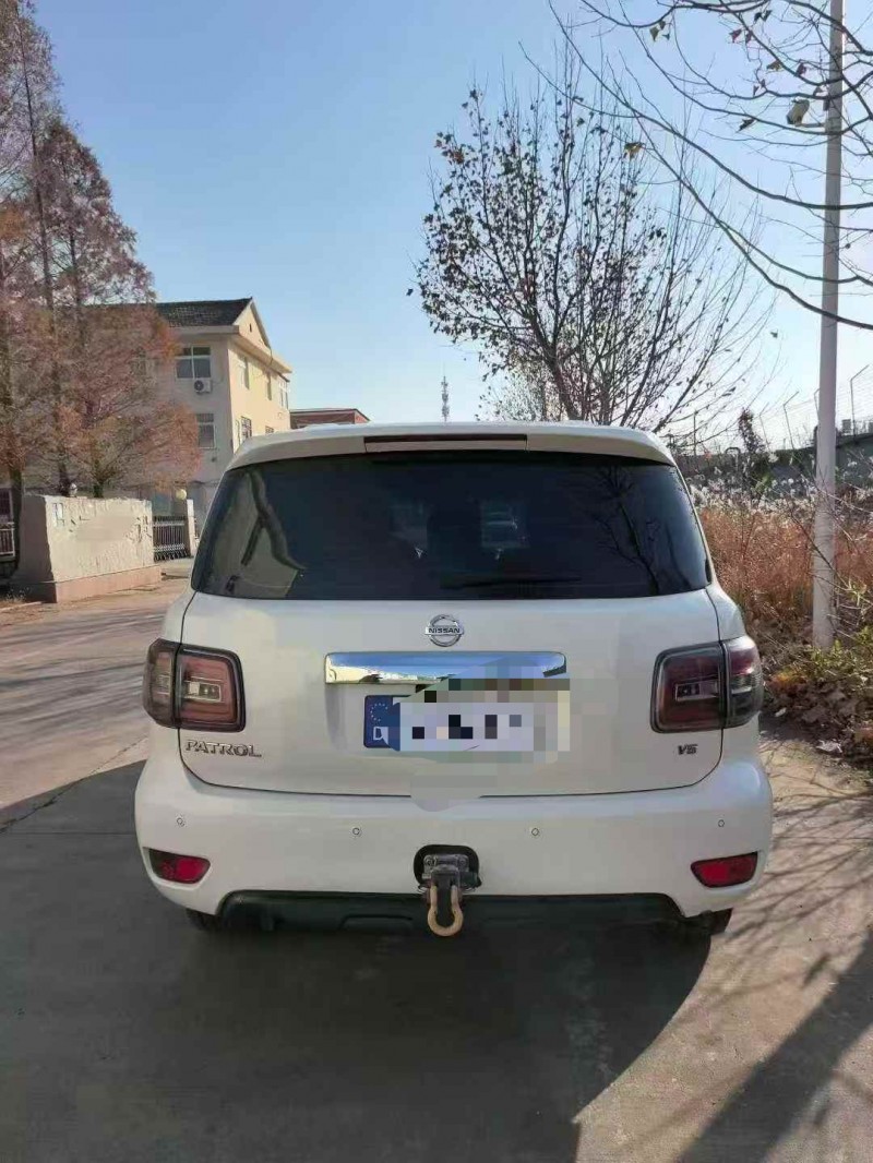 枣庄17年日产途乐9