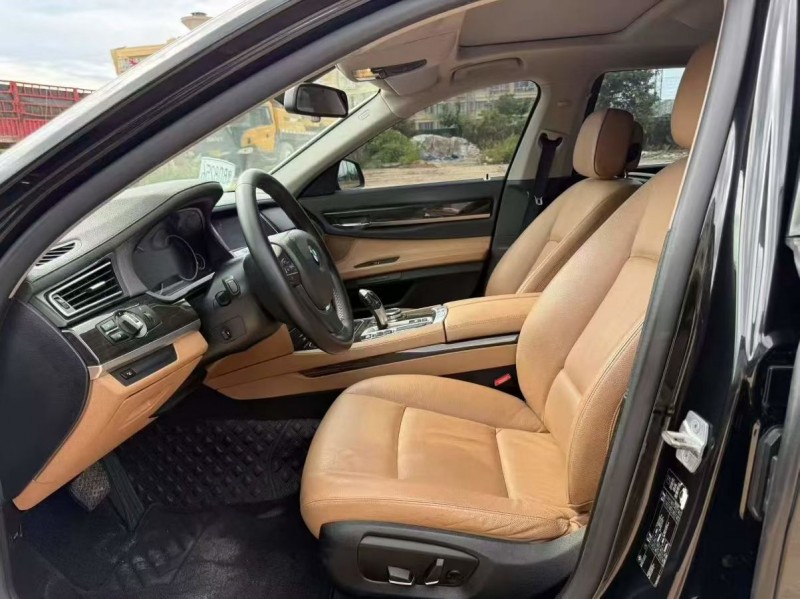 茂名15年宝马7系5