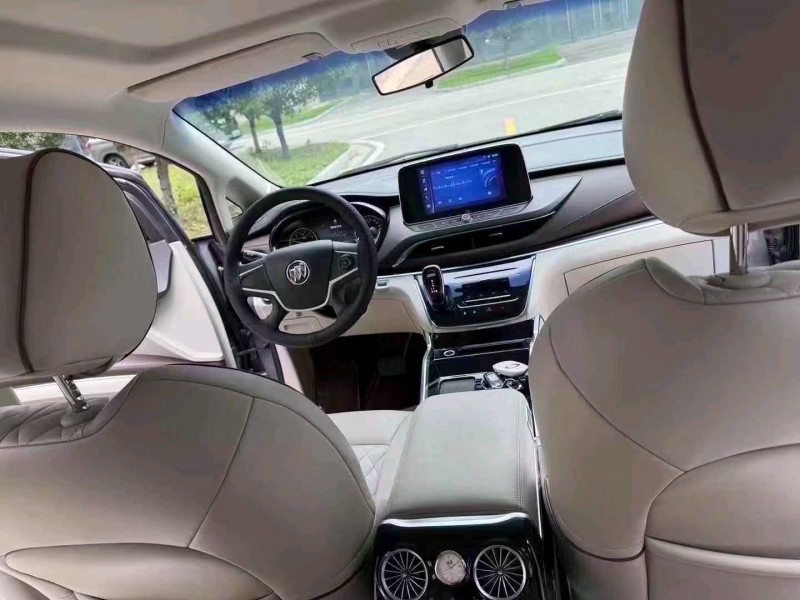 徐州21年别克GL84