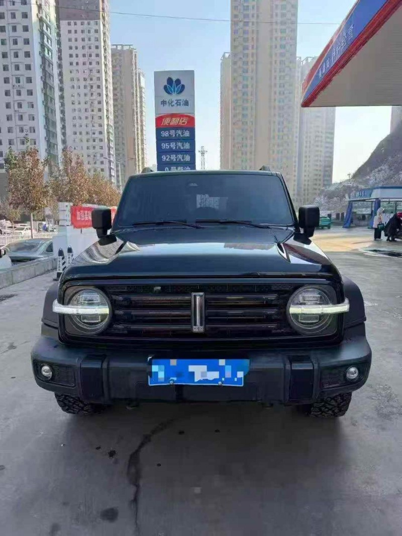 太原21年长城汽车坦克1