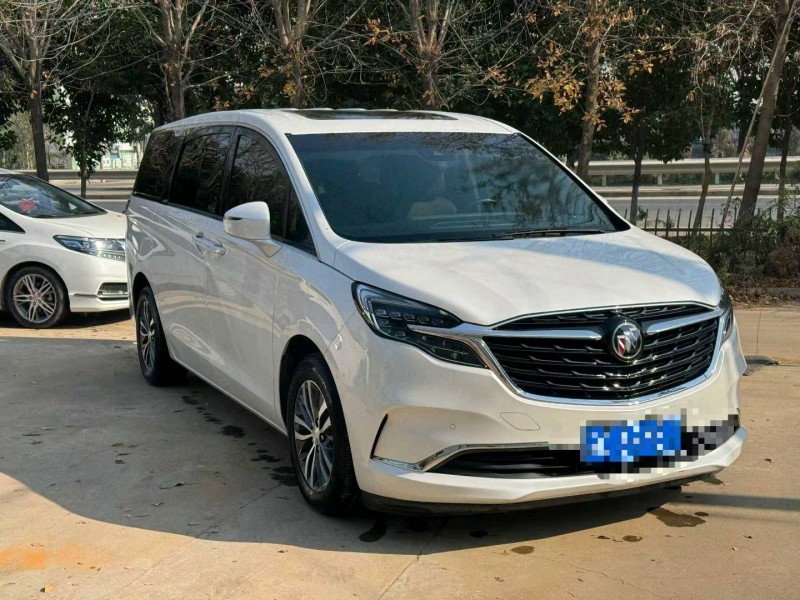 南通21年别克GL82