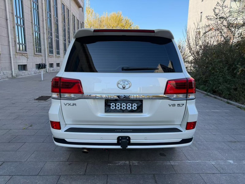 唐山23年丰田兰德酷路泽9