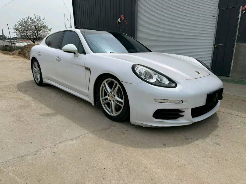 徐州15年保时捷帕拉梅拉2