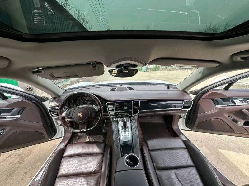 徐州15年保时捷帕拉梅拉4