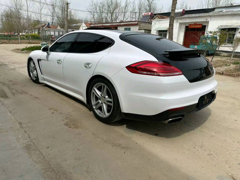 徐州15年保时捷帕拉梅拉8