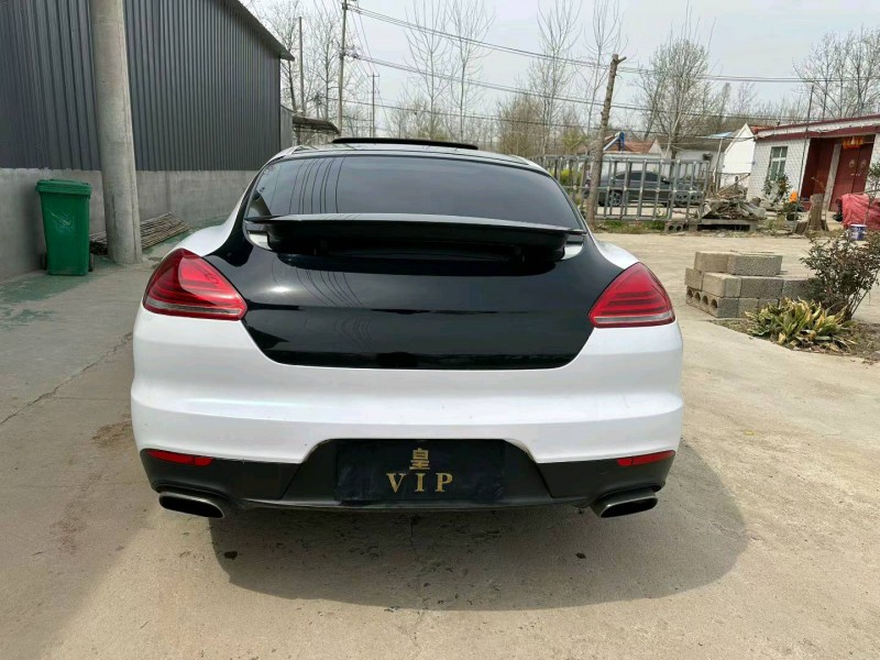 徐州15年保时捷帕拉梅拉9