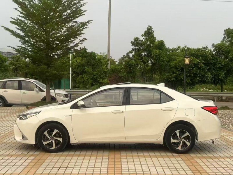 汕头18年丰田雷凌3