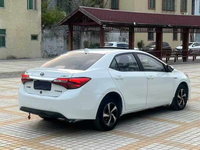 汕头18年丰田雷凌8