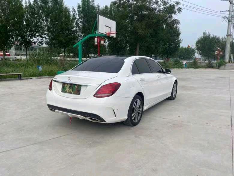 徐州17年奔驰C8