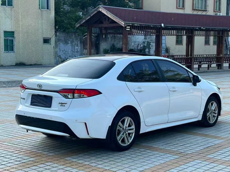 汕头19年丰田雷凌8