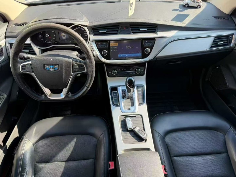 茂名17年吉利帝豪5