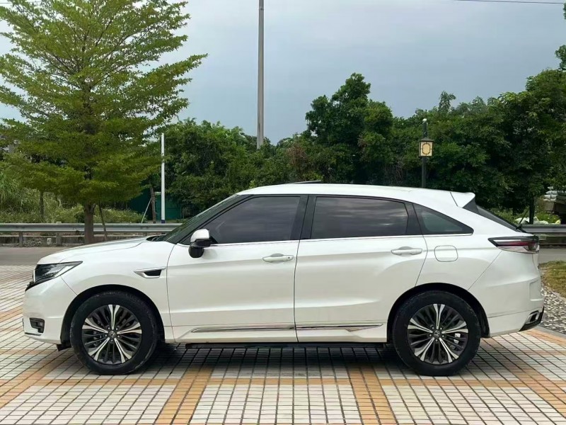 汕头21年本田URV3