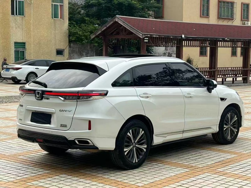 汕头21年本田URV8