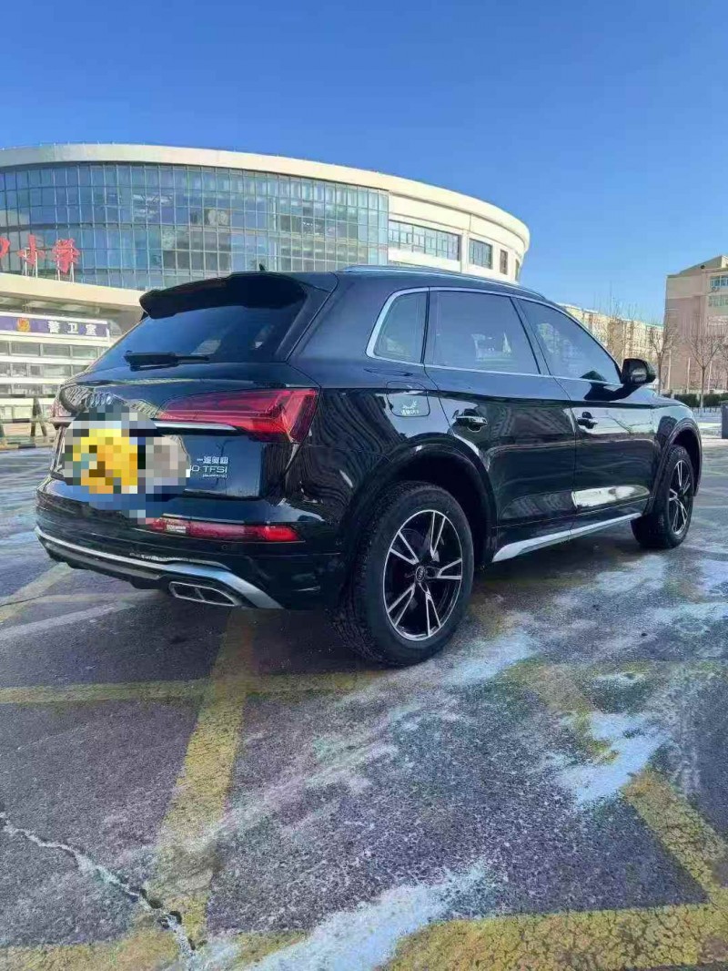 邯郸23年奥迪Q78