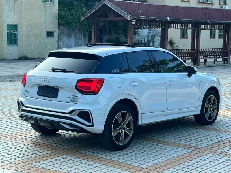 汕头22年奥迪Q28