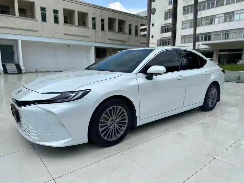 佛山24年丰田凯美瑞3