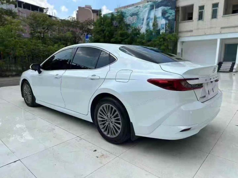 佛山24年丰田凯美瑞8