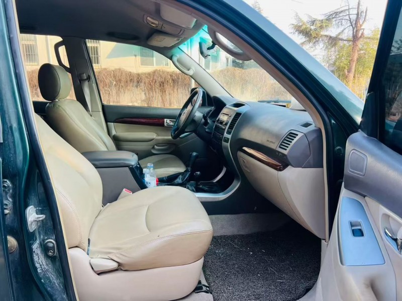 烟台03年丰田普拉多4