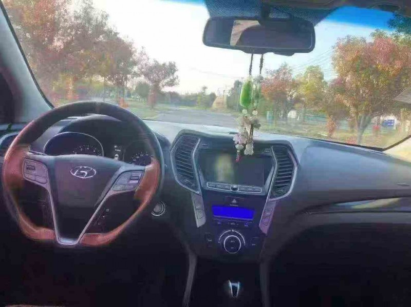 徐州15年现代新胜达6