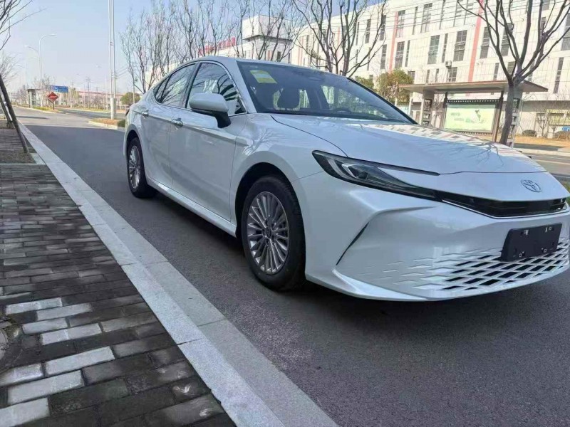 东营25年丰田凯美瑞3