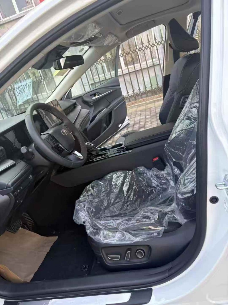 东营25年丰田凯美瑞5