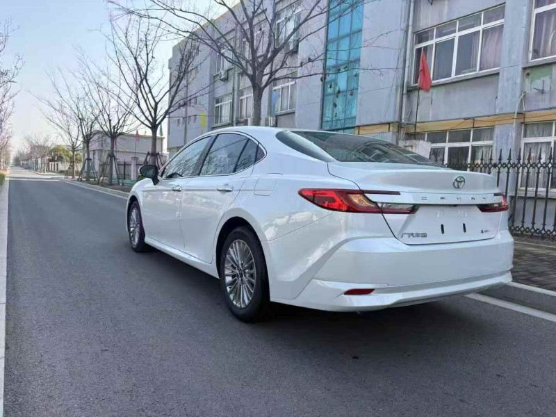 东营25年丰田凯美瑞8