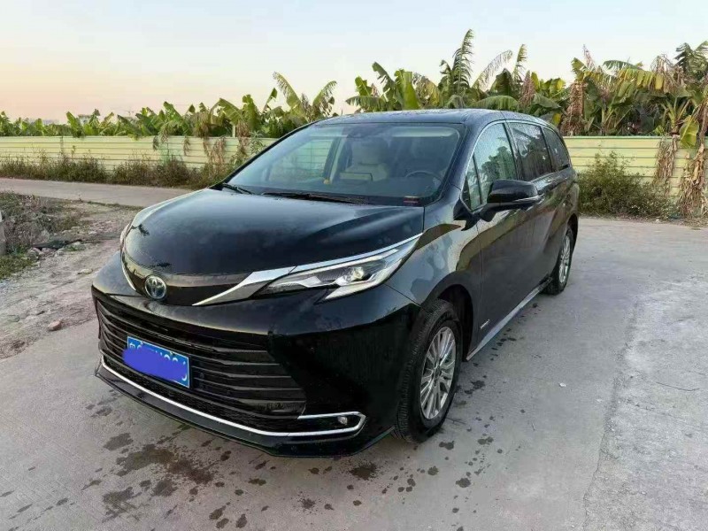 珠海23年丰田塞纳3