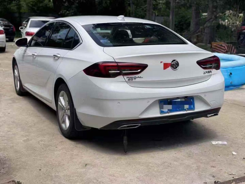 枣庄20年别克君威6