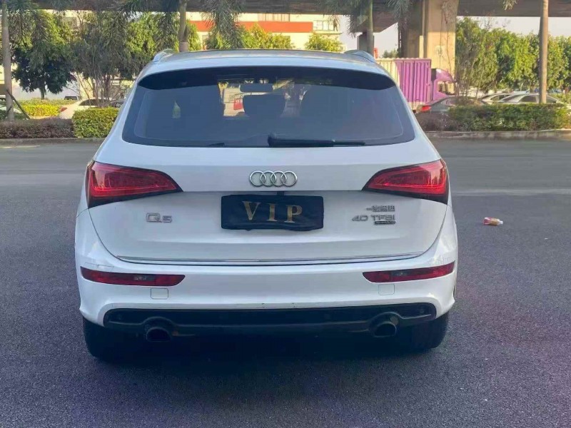 三明17年奥迪Q59